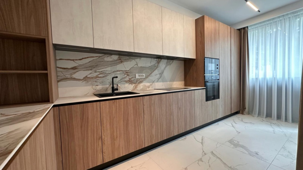 Apartament 4 camere Aviatorilor l Bloc Boutique