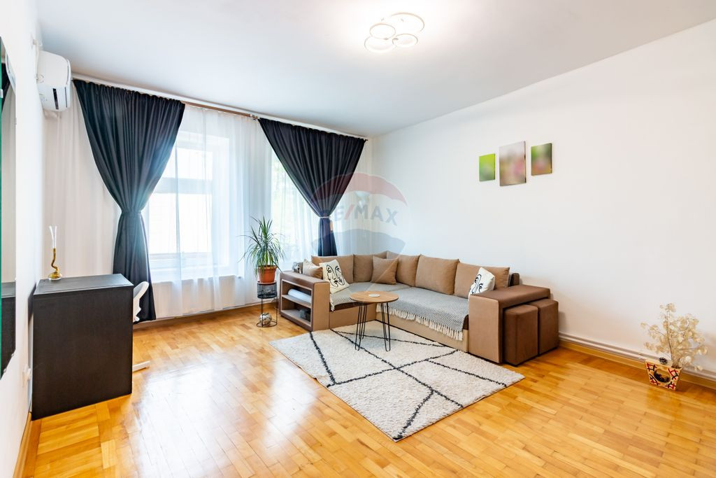 Apartament cu 3 camere de vânzare Cismigiu/ Gheorghe Lazar