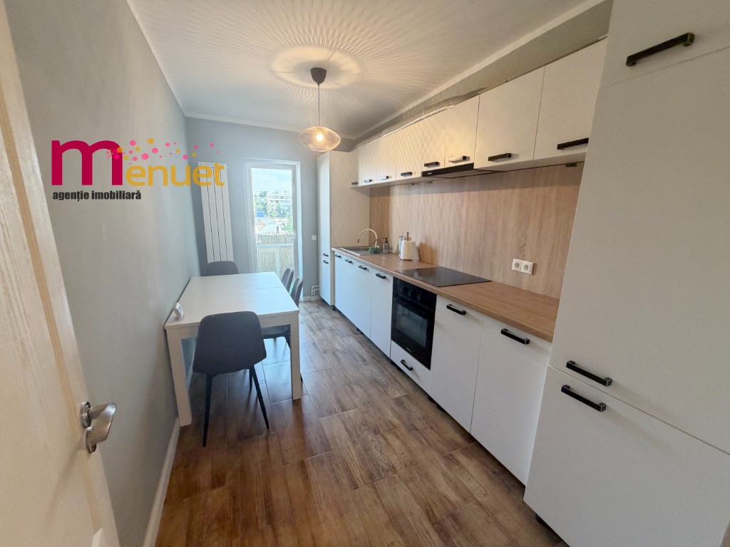 Apartament 3 camere,strada Babadag,etaj 3