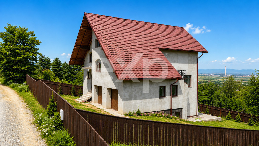 Vilă lângă pădure, cu vedere panoramică spre oraș | S?