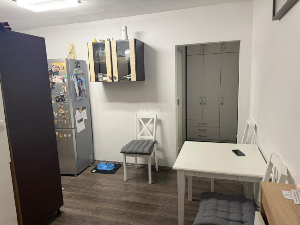Apartament 2 camere, 39 mp, zona Podul de Piatra