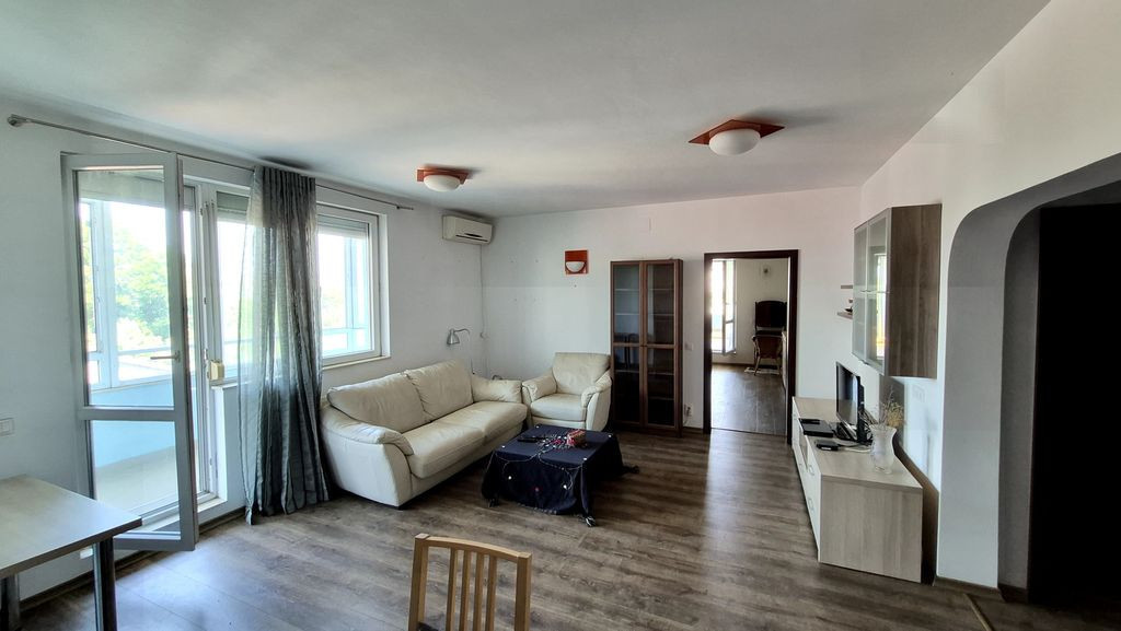 Apartament cu 2 camere 85 mp + 35 mp terasa si balconul +...