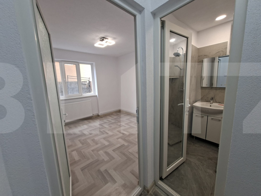 Apartament cu 3 camere, decomandate, recent renovat, Targu S
