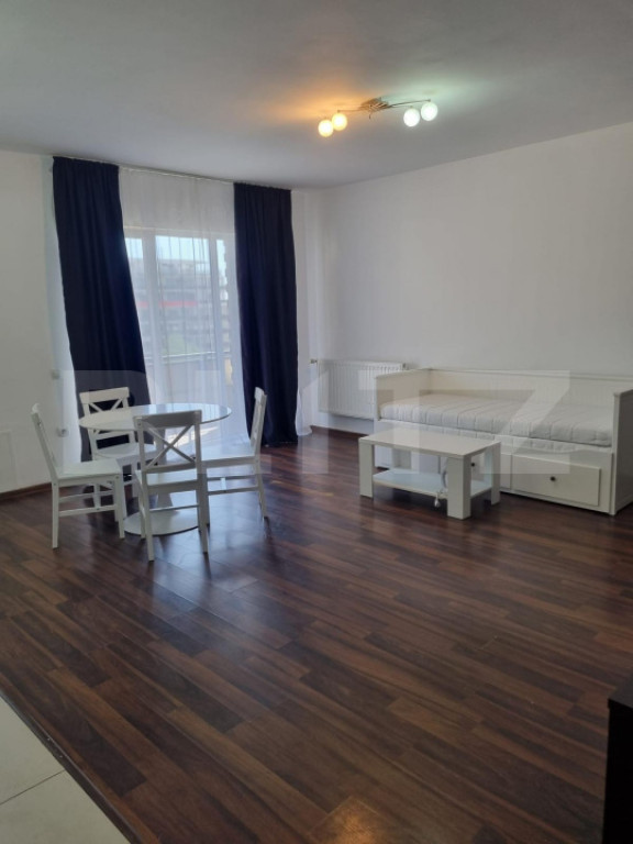 Apartament 1 camera, 40 mp, balcon 10 mp, Buna ziua
