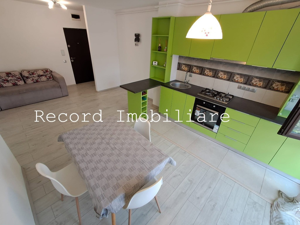 Apartament 3 camere,2 bai,et.1,balcon,parcare subterana! zona Marasti