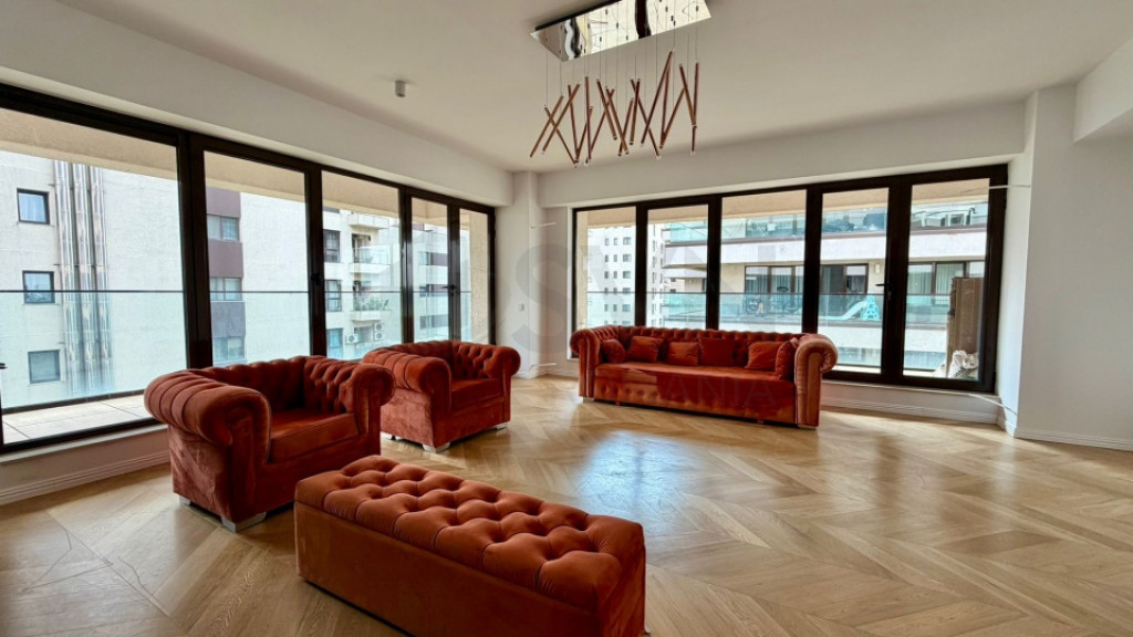 Apartament 3 camereI Parcare I Scoala Americana