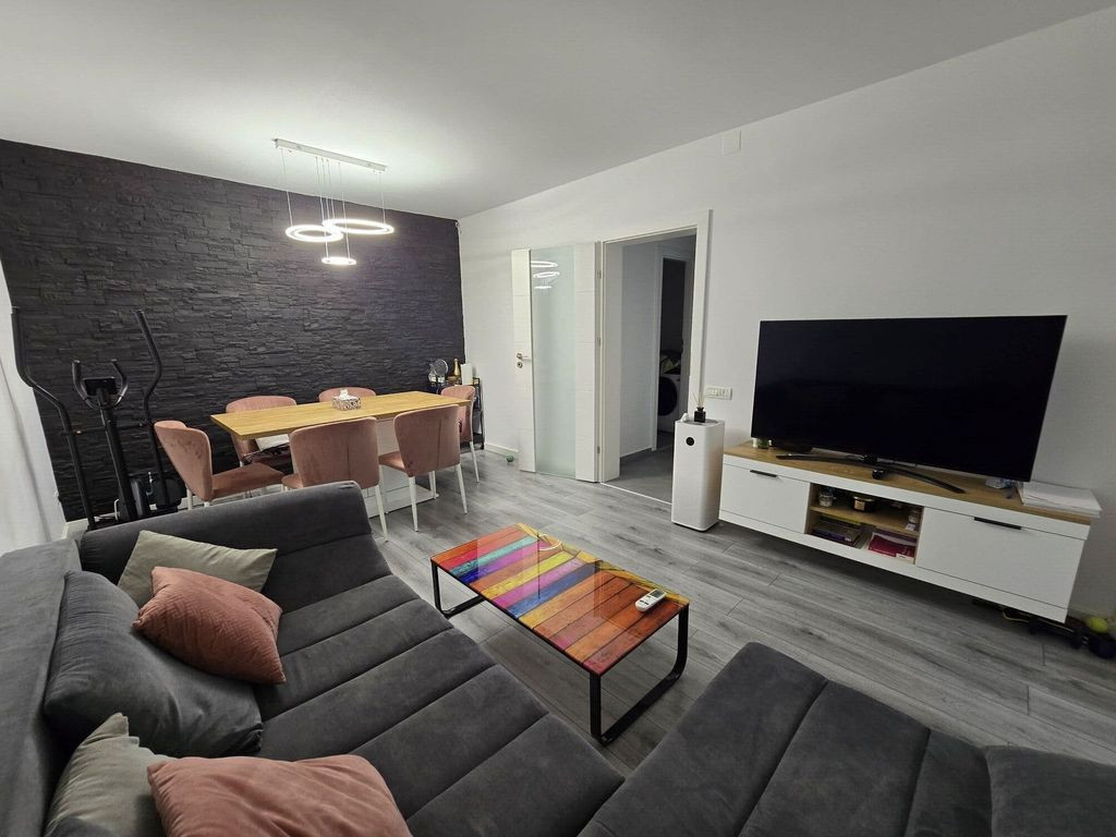 2 camere | Polona | Stefan cel Mare | Dorobanti | bloc 1982