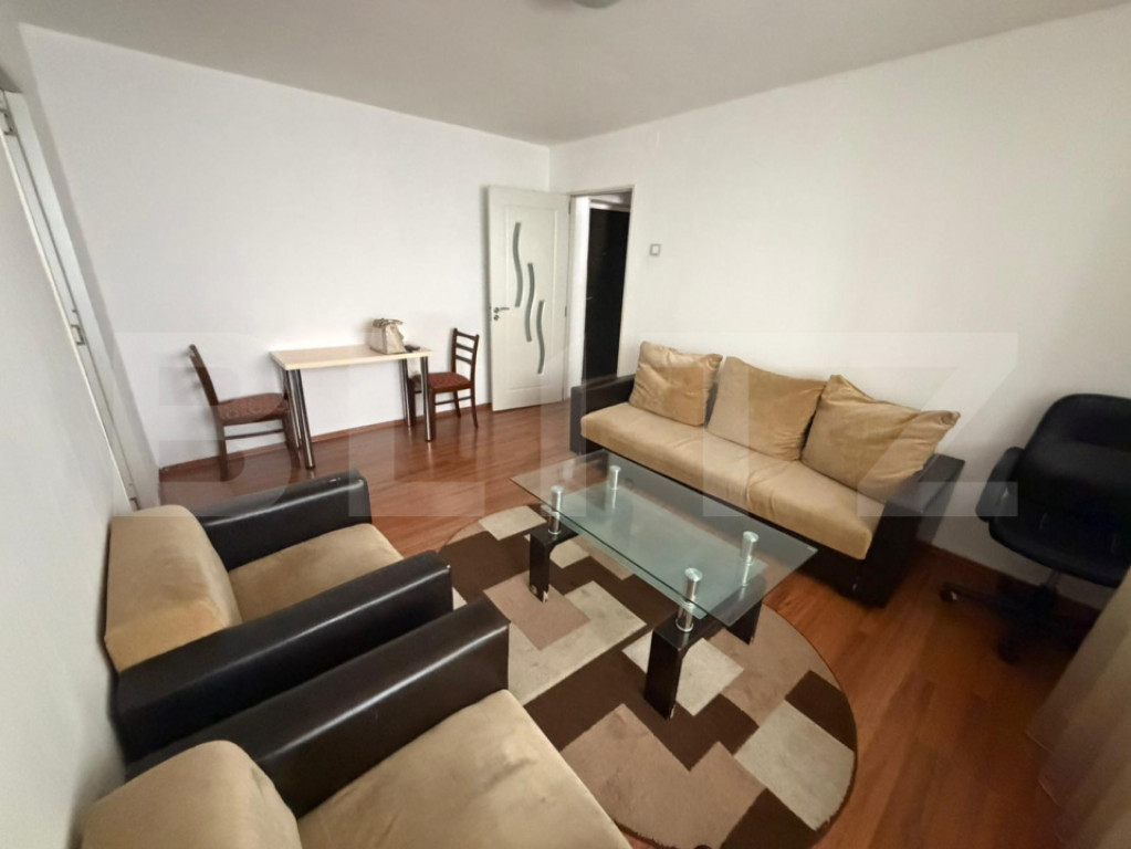 Apartament 3 camere, 70 mp, zona Tolstoi
