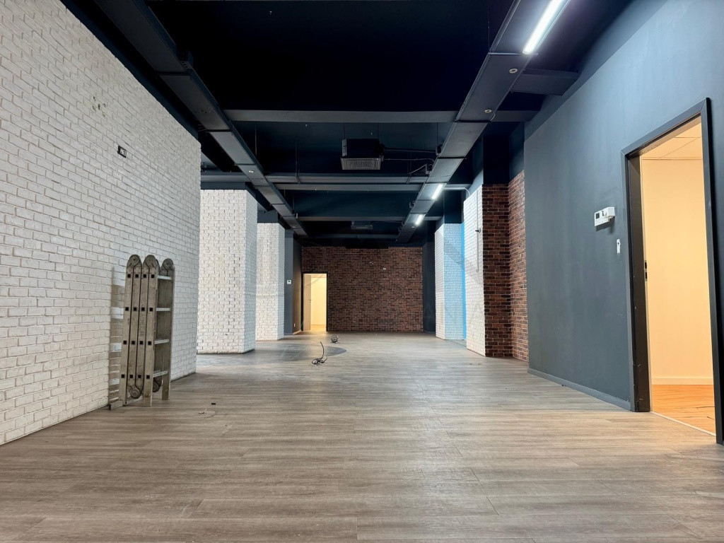 Spatiu comercial Calea Mosilor