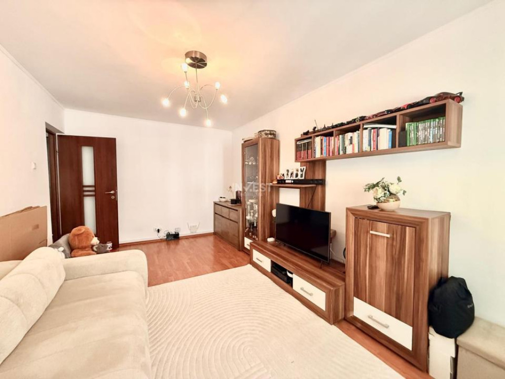 Apartament cu 3 camere - renovat - 61 MPU - Nicolina Lidl