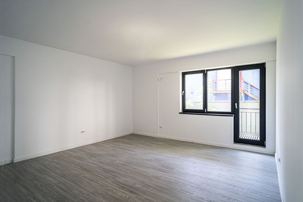 METROU PACII 2 CAMERE CU GRADINA DE 150 mp COMISION 0%