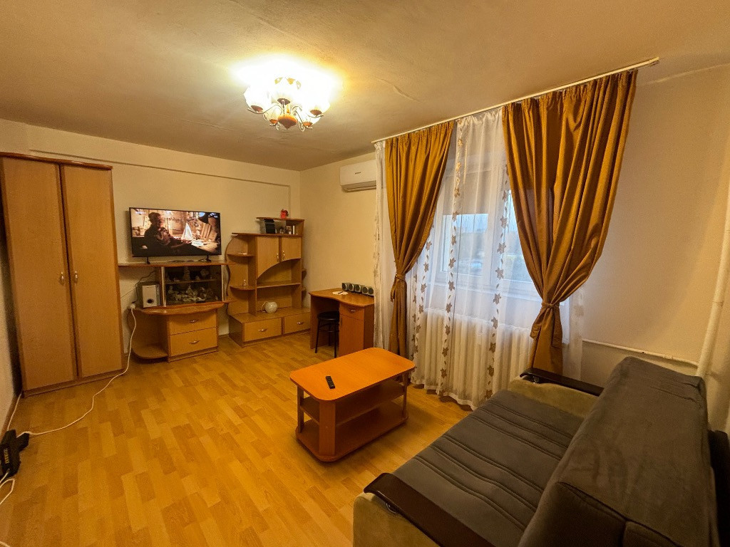 Vând apartament cu 2 camere pe Brâncoveanu