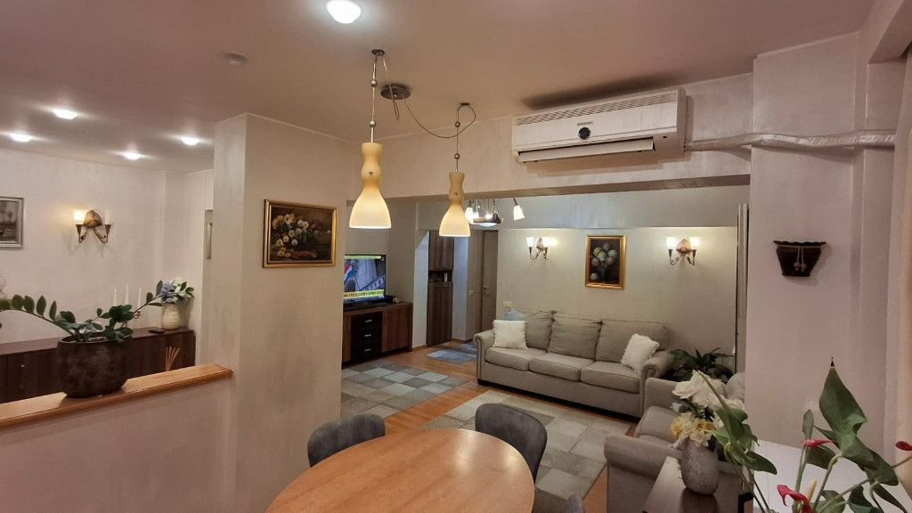 Apartament 2 camere, Zona Vitan,Șos.Mihai Bravu, vis-a-vis de Kaufland