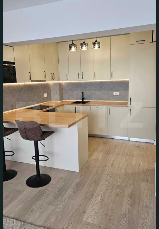Prima închiriere , Apartament modern cu panoramă deosebit?