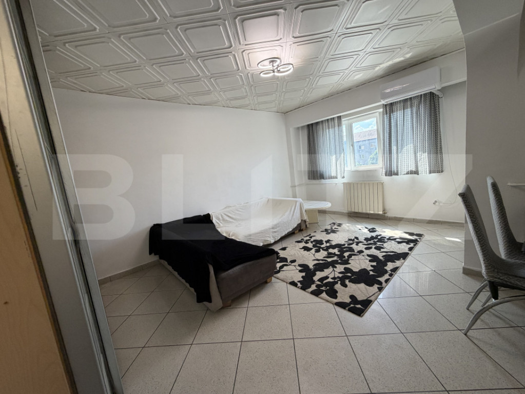Apartament cu 3 camere de inchiriat