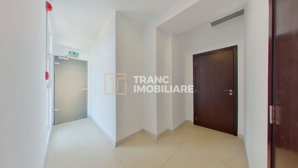 Spațiu de Birouri modern cu 2 Încăperi | Etaj 2 | Lân...