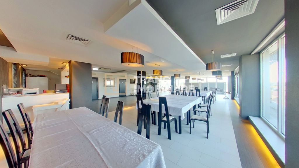 Singurul Restaurant / Birou Panoramic la Etajul 5 din Arad