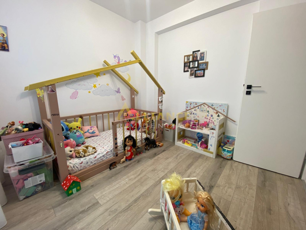 METROU BERCENI - APARTAMENT 3 CAMERE GRADINA 79MP