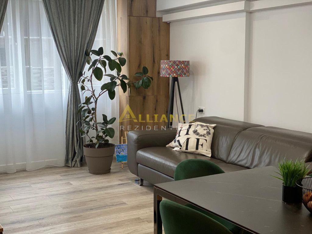 Apartament 3 camere cu gradina proprie