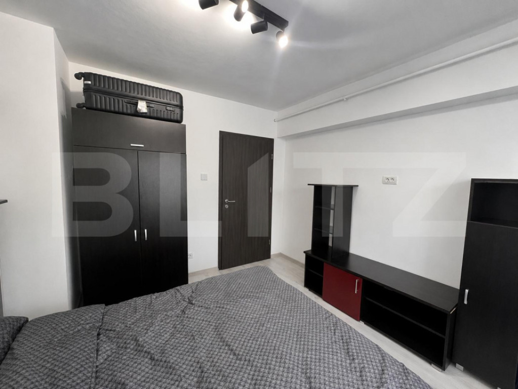 Garsonieră 45 mp, centrala proprie, zona Calea Bucuresti