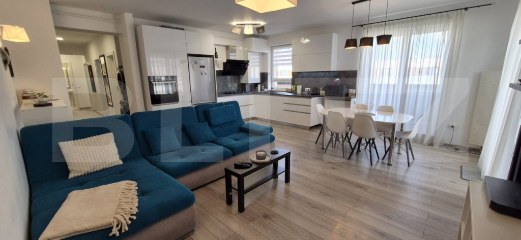Penthouse cu terasa panoramica, 80 mp, zona Libertatii - Mau