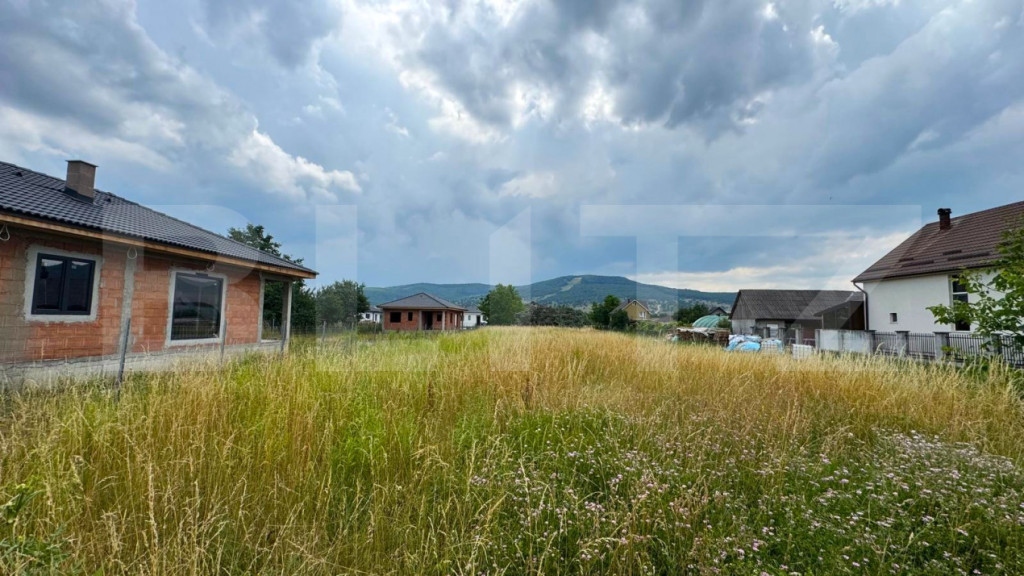 Teren intravilan de vanzare, 1000 mp, zona Unirea