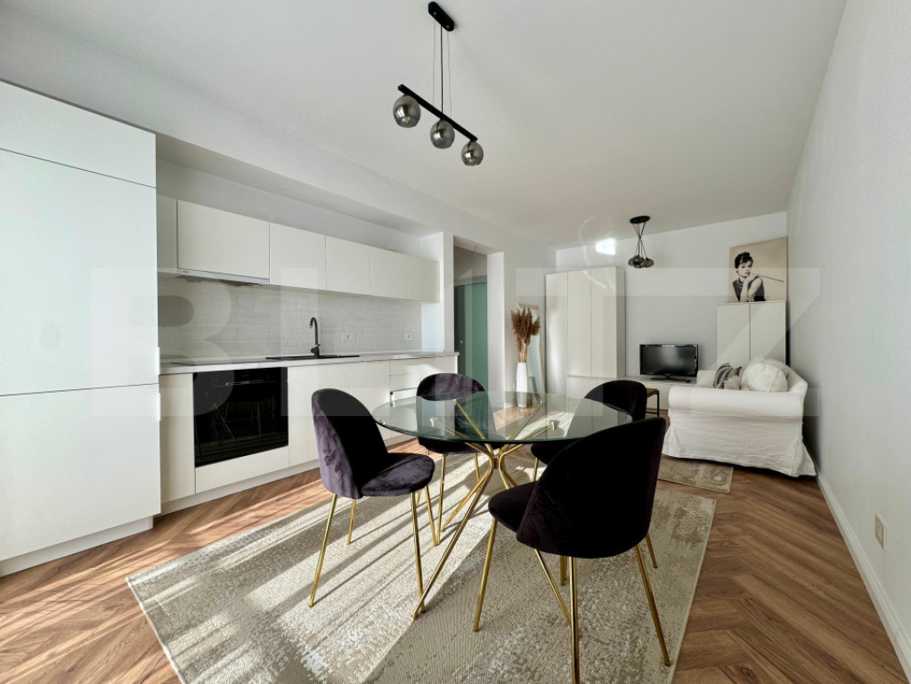 Apartament 2 camere, bloc nou, semidecomandat, Prima Onestil