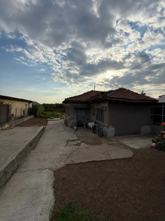 Casă Catelu, cu teren 600mp