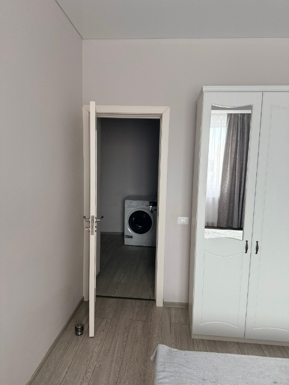 Apartament 2 camere decomandat zona Tomis Plus