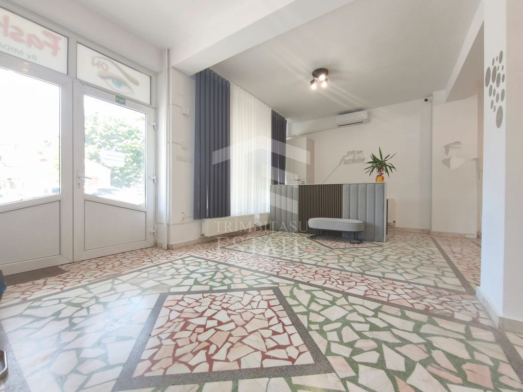 Spectrum, Lapusneanu, de inchiriat 2 camere, mobilat, gaze