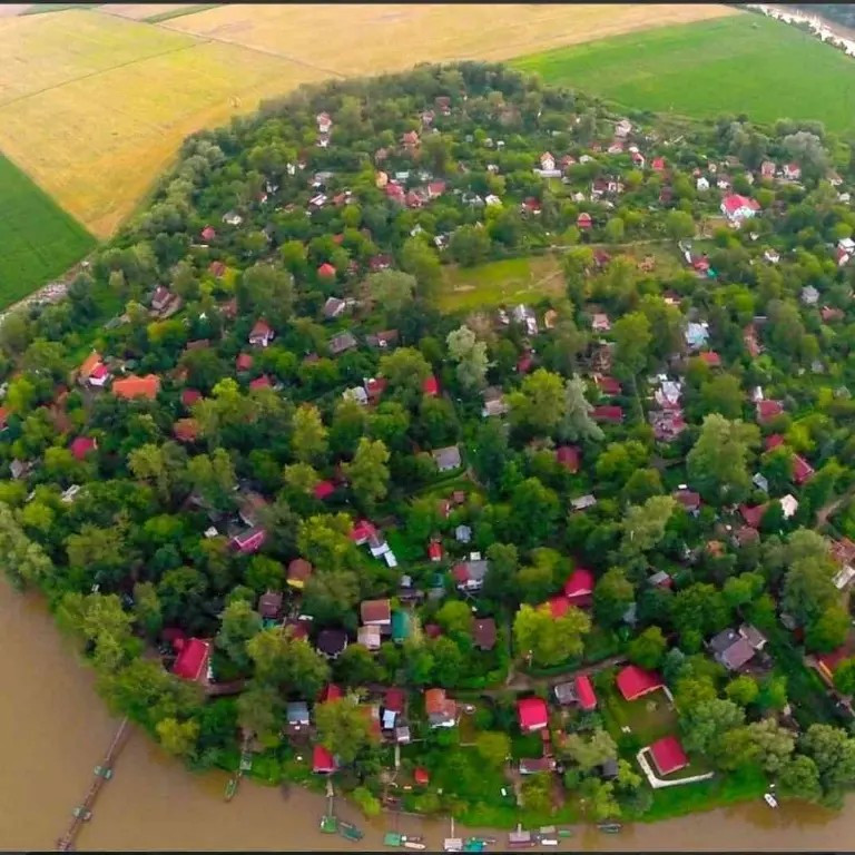 Casă fără agenție imobiliara in zona trei insule p+m