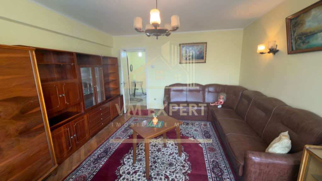 APARTAMENT 2 CAMERE ETAJ 4 ZONA ULTRACENTRALĂ CAMPULUNG