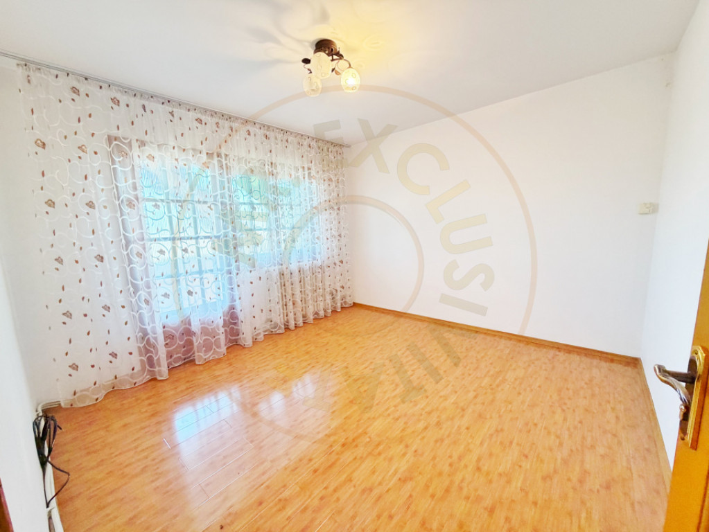 Apartament 3 camere decomandat Curtea de Arges - Ivancea
