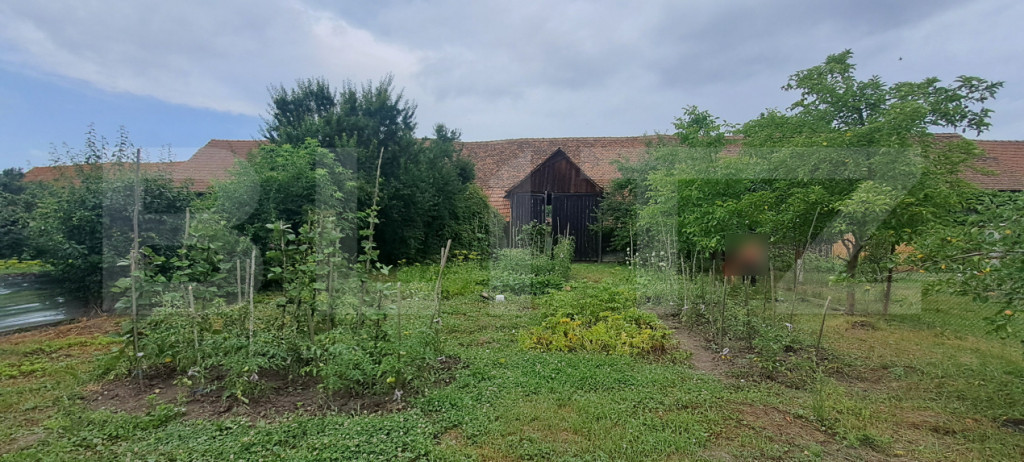 Proprietate cu farmec rural în Beclean, aproape de Făgăra