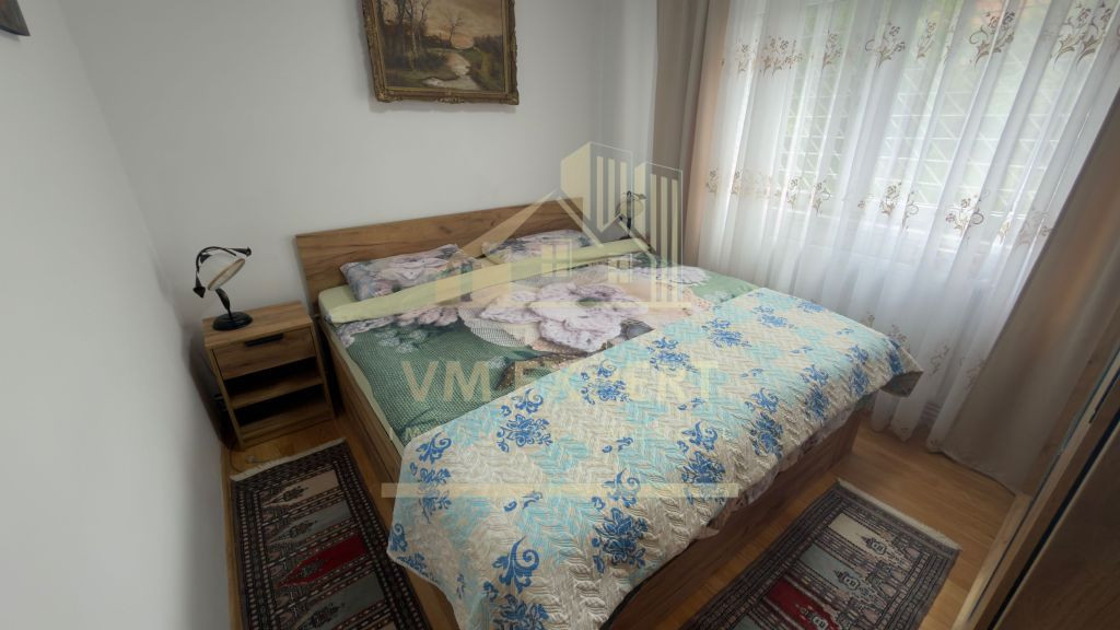 APARTAMENT 2 CAMERE ETAJ 4 ZONA ULTRACENTRALĂ CAMPULUNG
