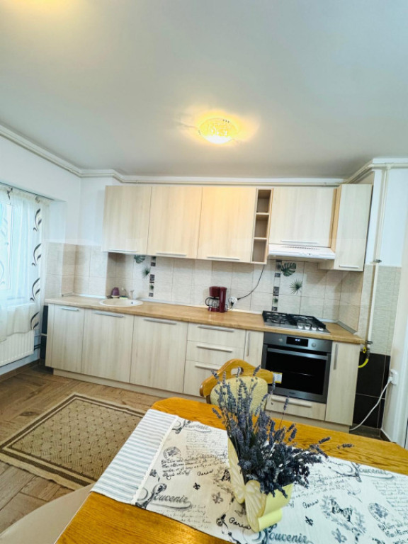 Apartament 2 camere Jepilor Racadau cu loc de parcare