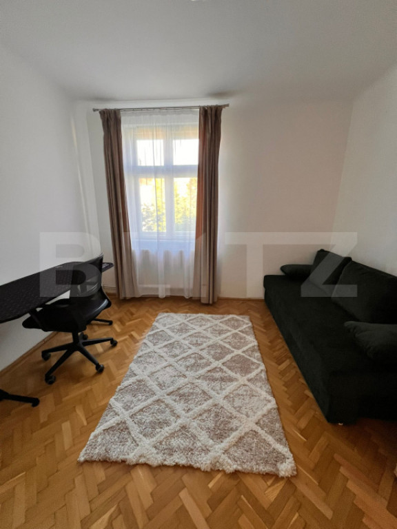 De închiriat apartament 3 camere – Zona Poliție, Hunedoa