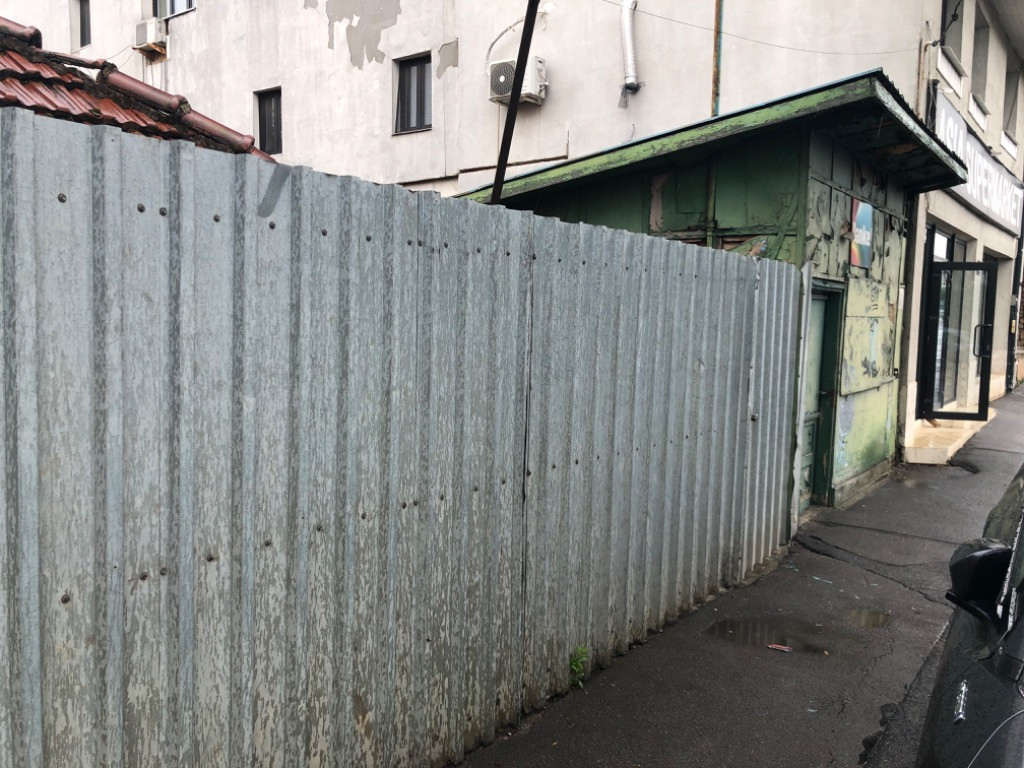 Particular,vand teren stradal soseaua Colentina,cu vad comercial