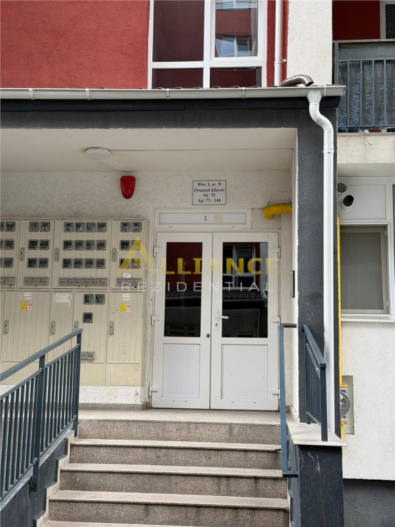 Studio generos | 53 mp | Dressing | Mobilat utilat | Ansamb