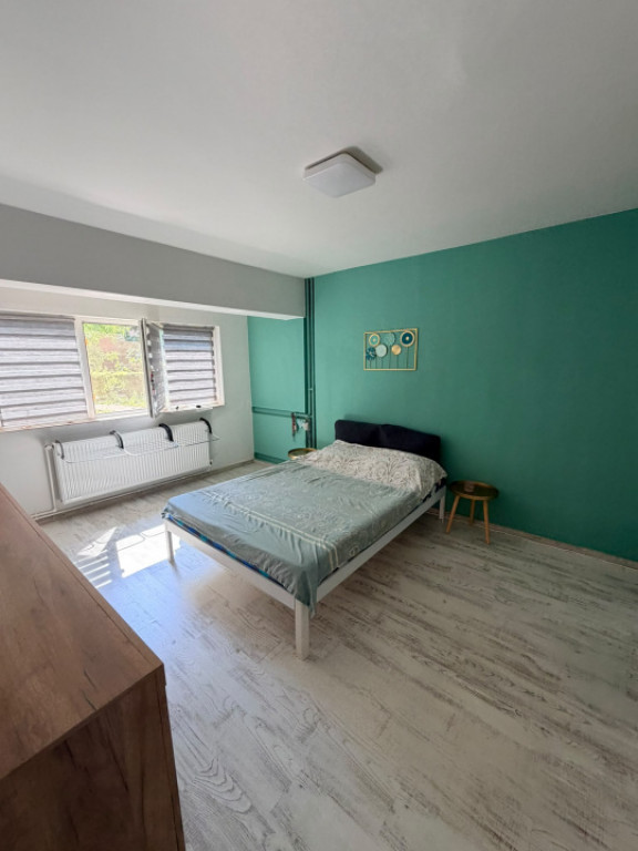 Apartament 3 camere de vanzare | zona Dacia, Constanta