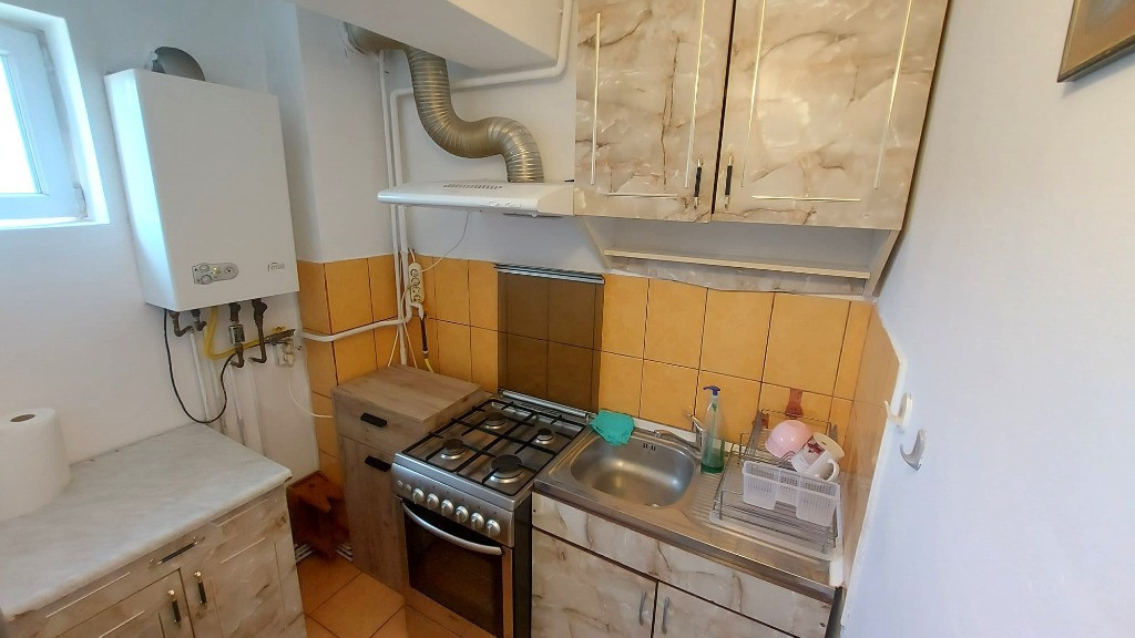 Inchiriere garsoniera, in Galata,