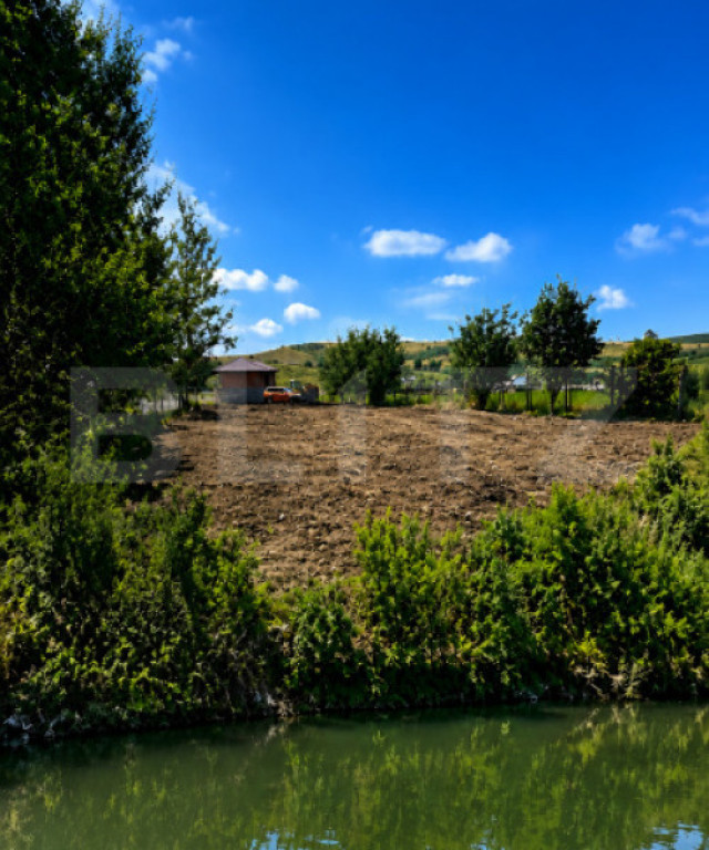 Teren de vanzare– 942 m² | Zăvoaie, Bistrita | Acces di