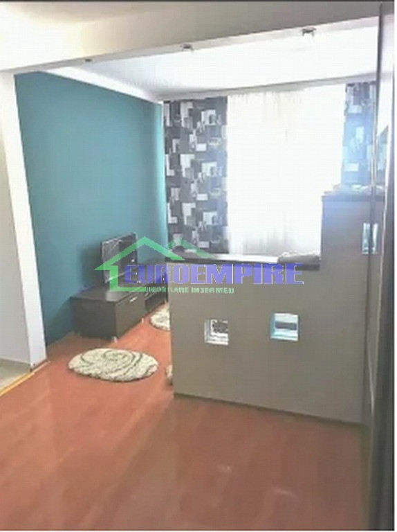 Apartament 2 camere de inchiriat zona Trocadero, CENTRALA GAZ