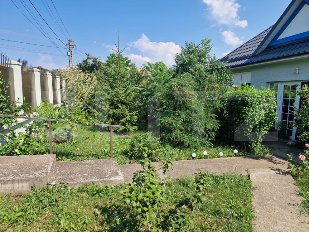 Casa de vanzare, 3 camere, gradina 1000 mp - Camarasu
