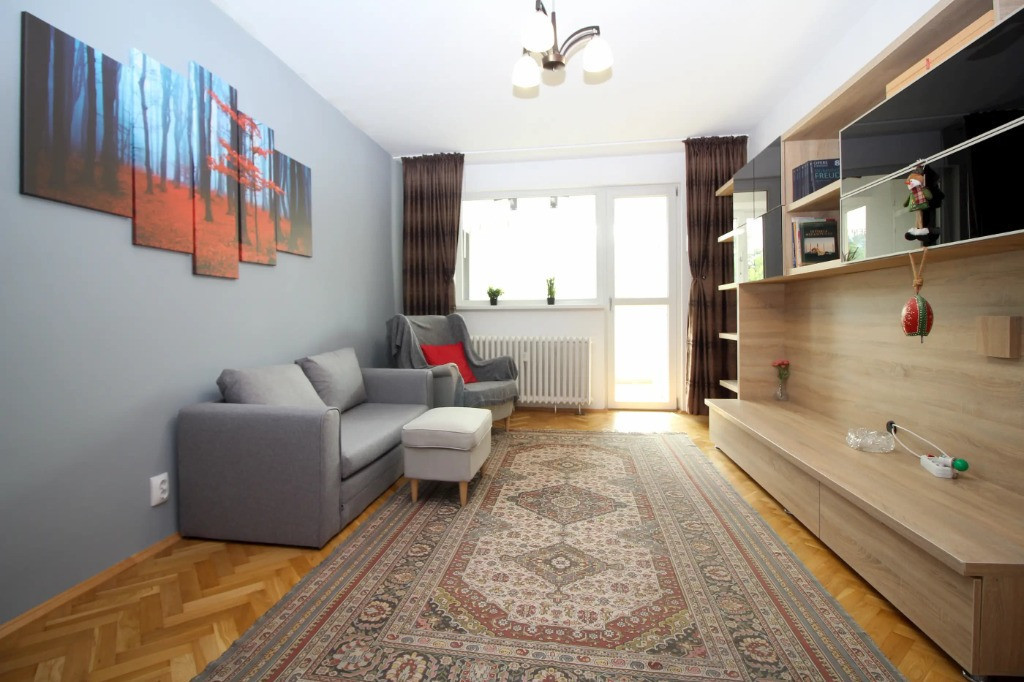 Mihai Bravu, Muncii - Baba NOvac, 3 camere decomandat, 75 mp