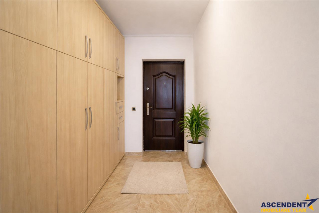Premium Clasa A, 75mp, luminos, mobilat, echipat, ca nou, pa