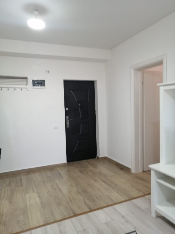 De vanzare garsoniera decomandata Militari residence