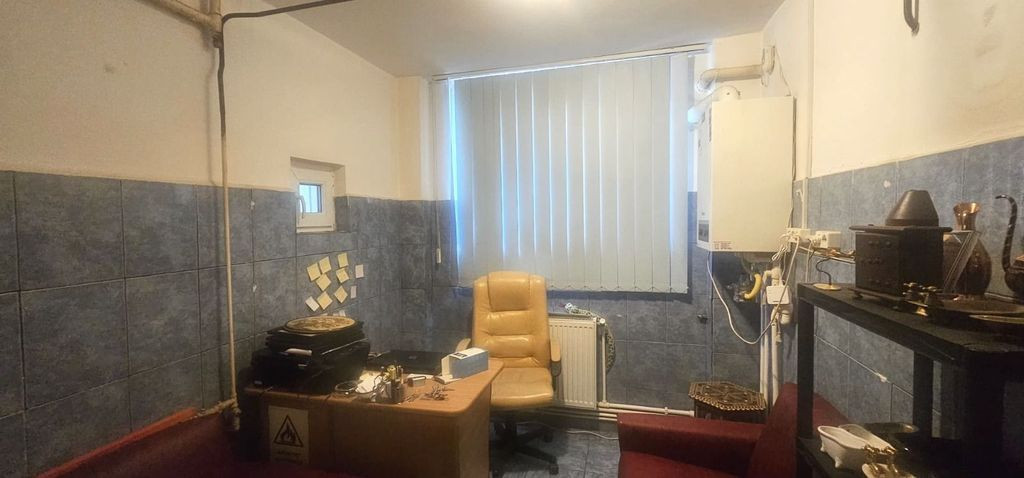 De vanzare apartament cu 2 camere, zona Nespalata, 72.000...