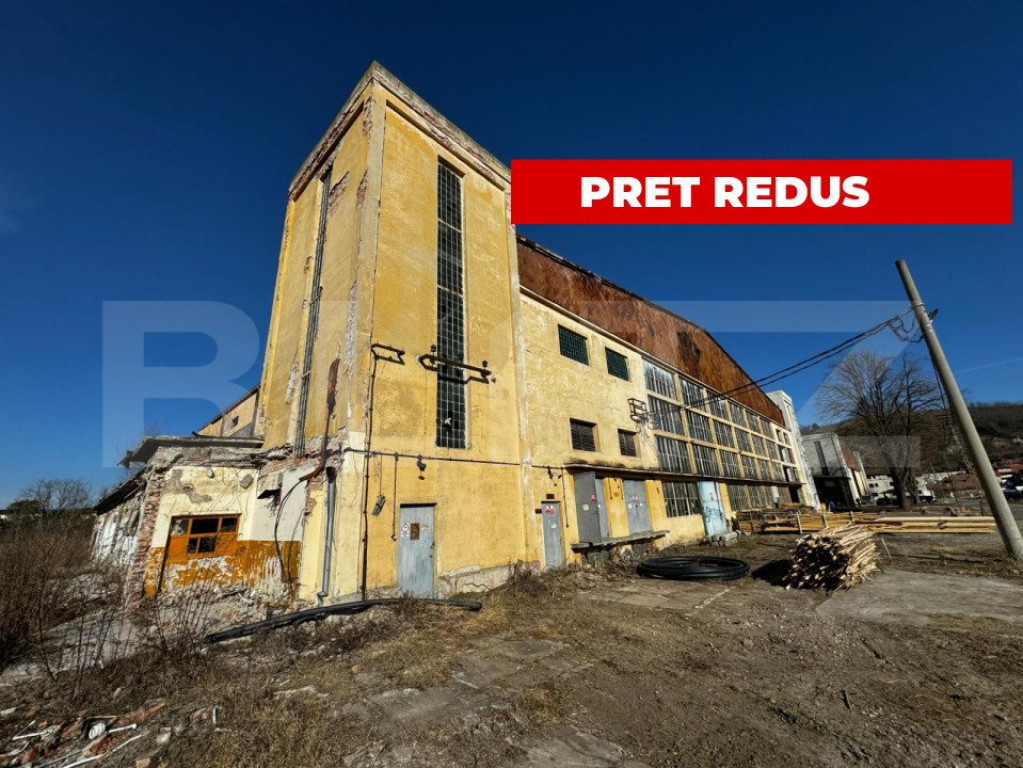 Hală pentru multiple activități de 3031 mp, 6468 mp teren
