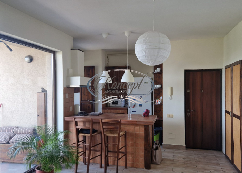 Apartament luminos cu balcon generos si panorama deosebita,